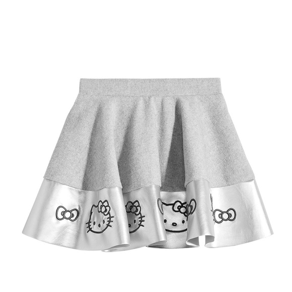 Hello Kitty! 2 Piece Set Ruffle Top & Skirt w faux leather trim girls sz 2T Rare - Picture 2 of 13